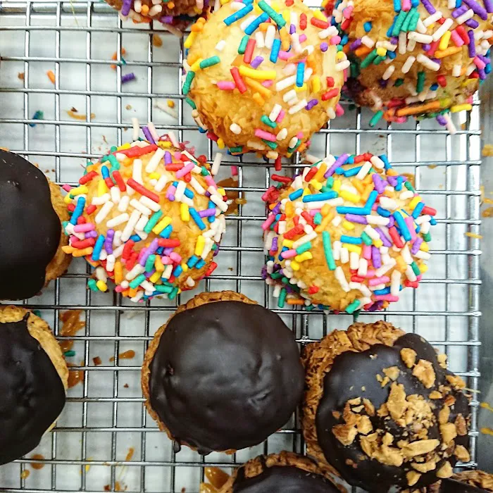 Danny Macaroons Picture 8