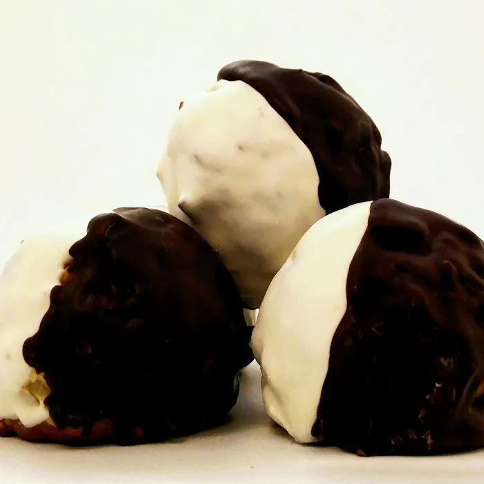 Danny Macaroons Picture 1