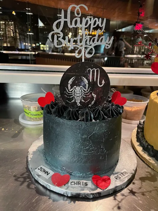 Cake + Arrow Cakes LLC Picture 1