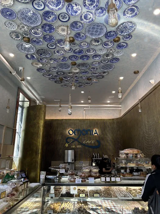 Omonia Cafe Picture 9