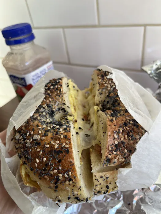 BO's Bagels Picture 5