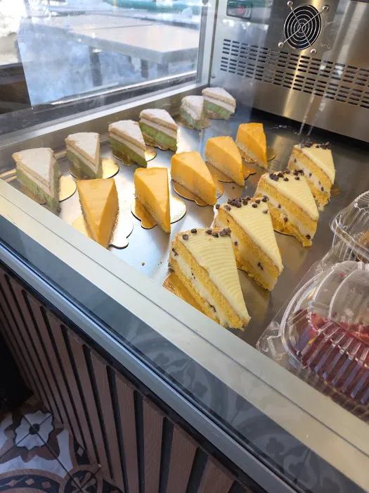 PATISSERIE DES AMBASSADES Picture 3