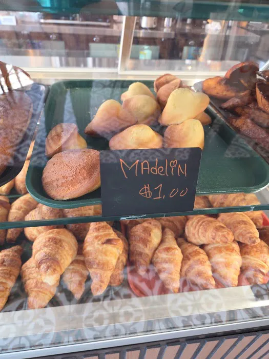 PATISSERIE DES AMBASSADES Picture 2