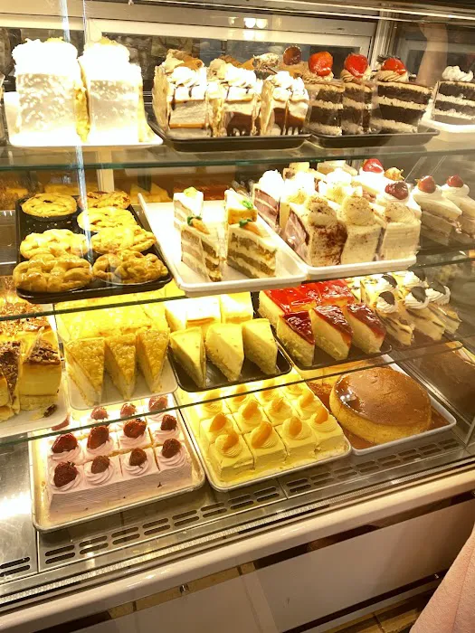 COCOpastel Bakery Picture 2