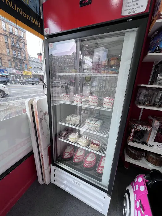 Valencia Bakery Picture 3