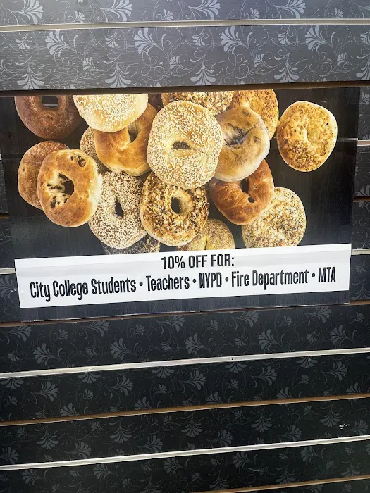 Alexander’s Bagel & Grill Picture 4