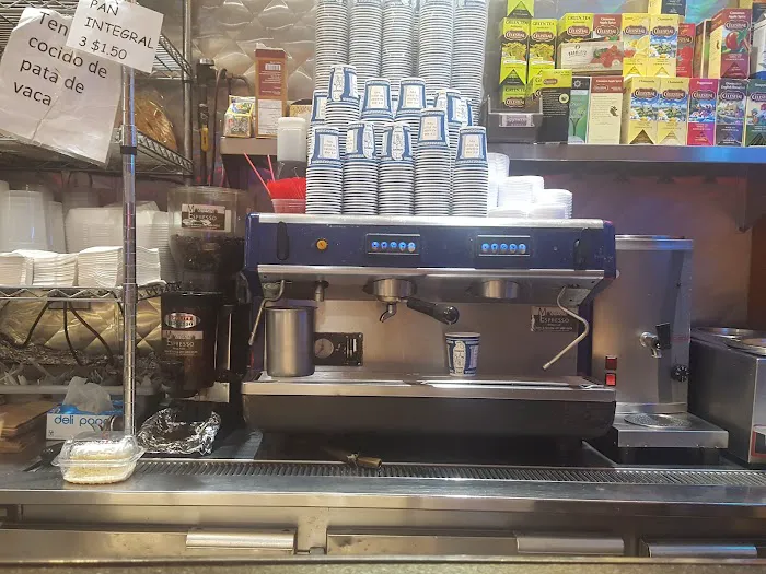 5 Estrellas Bakery Corporation Picture 4