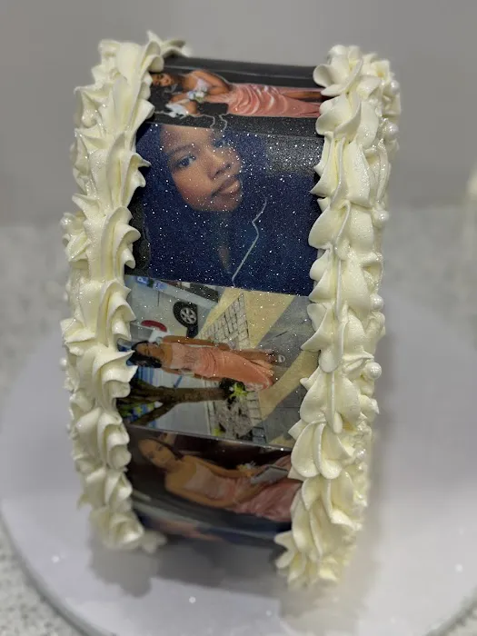 Frenchy's Cake Designs LLC Picture 9