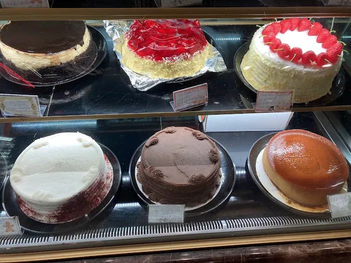 Carrot Top Pastries Picture 7