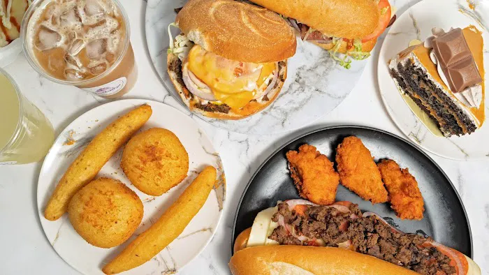 D’Maritza's Cake Picture 9