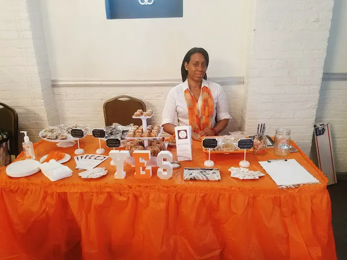 YULONDA'S EDIBLE SENSATIONS, LLC Picture 7