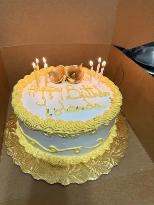 Angela's Cake Picture 6