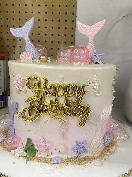 Angela's Cake Picture 5