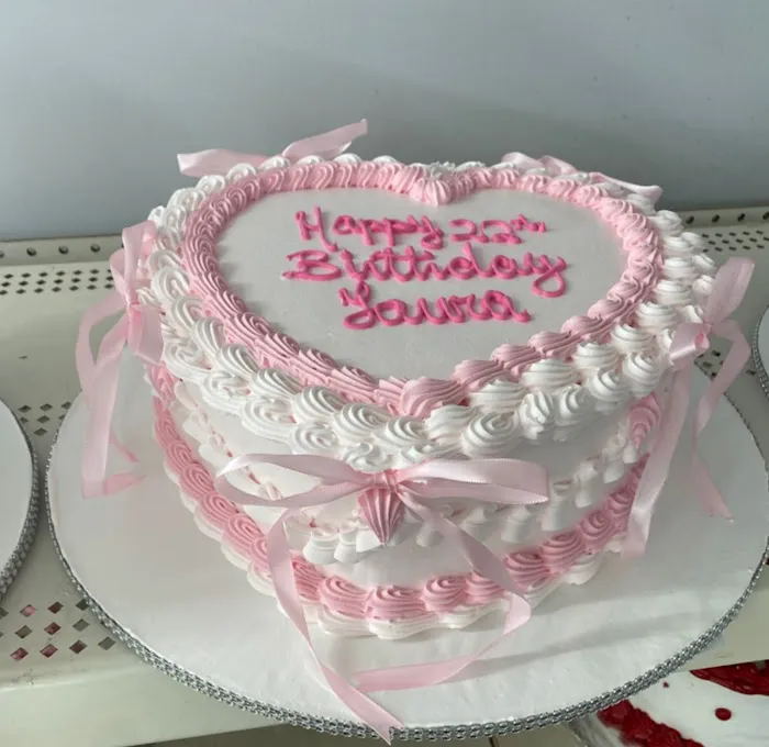 Angela's Cake Picture 3