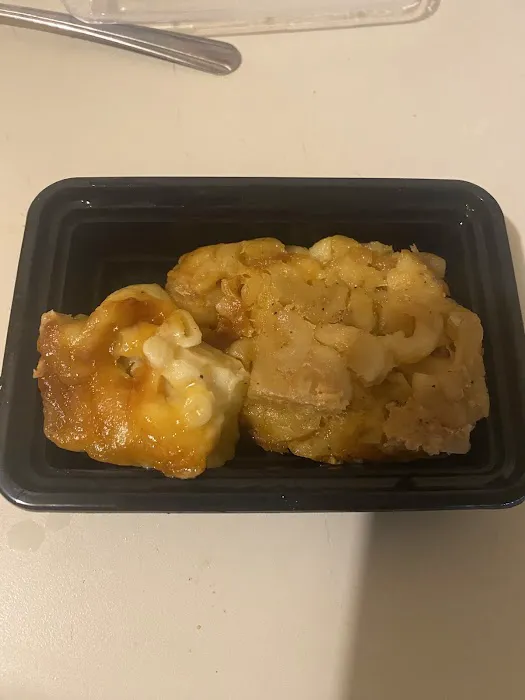 Johnny's Caribbean Bakery & Resturant Picture 3