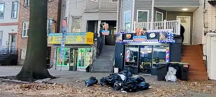 Johnny's Caribbean Bakery & Resturant Picture 5