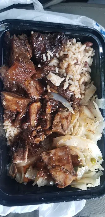 Johnny's Caribbean Bakery & Resturant Picture 7