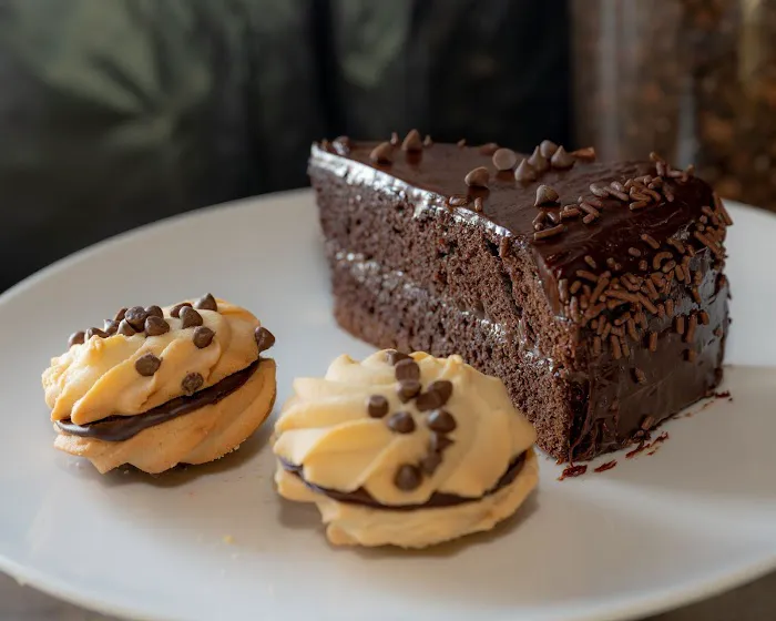 Mr. Cake Bake Shop Picture 2