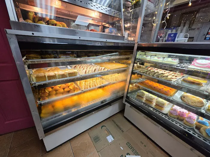 Esmeraldo Bakery Picture 10