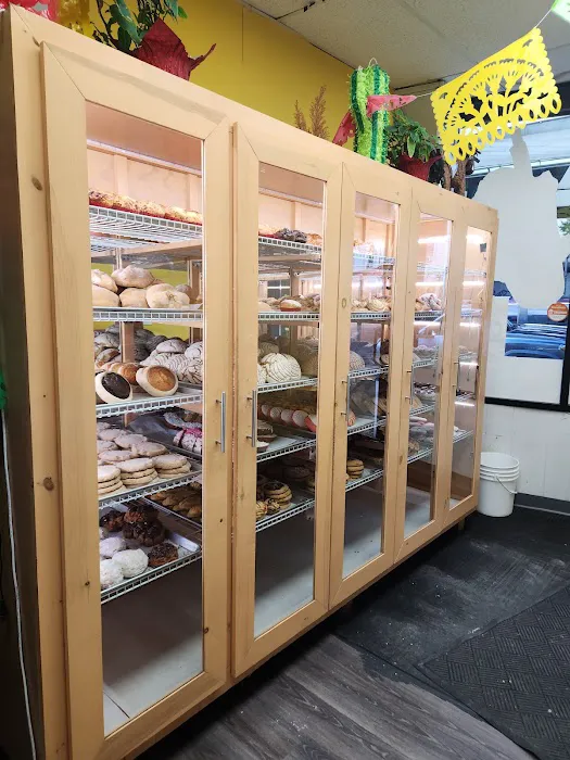 Azteca Bakery Picture 2