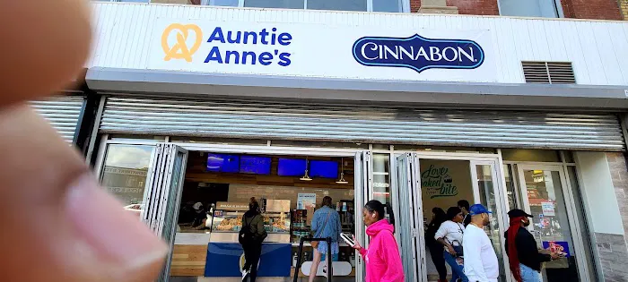 Auntie Anne's Picture 2