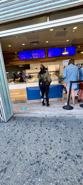 Auntie Anne's Picture 1