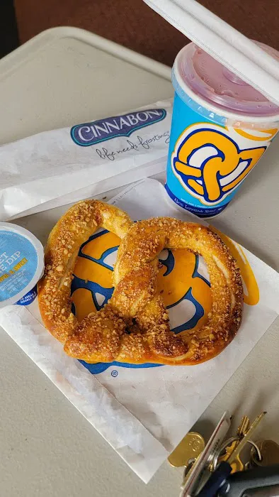 Auntie Anne's/Cinnabon/Carvel Picture 4