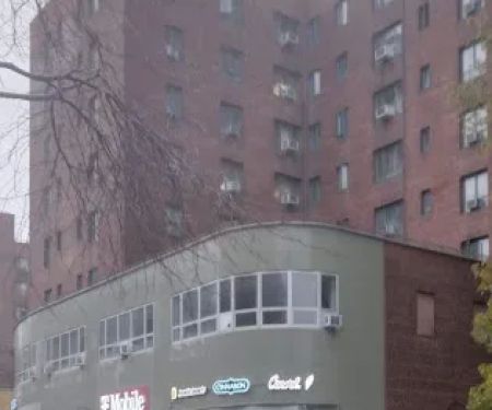 Auntie Anne's/Cinnabon/Carvel