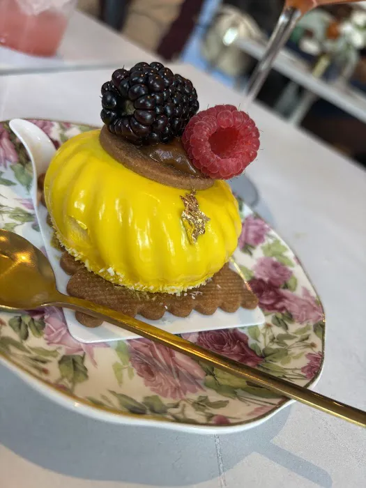 Happy Cake Bistro Picture 2