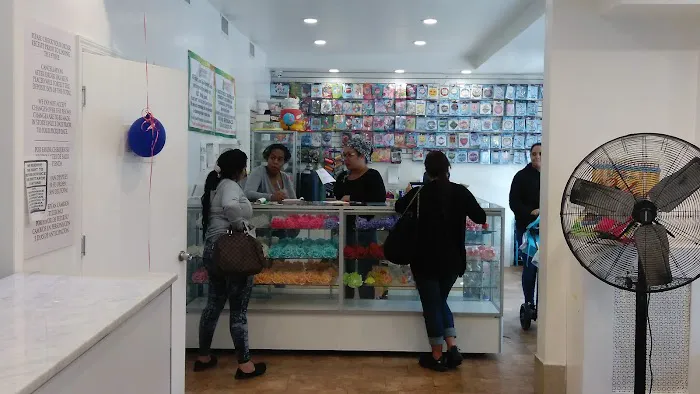 Bizcocho De Colores Party Supply Picture 1