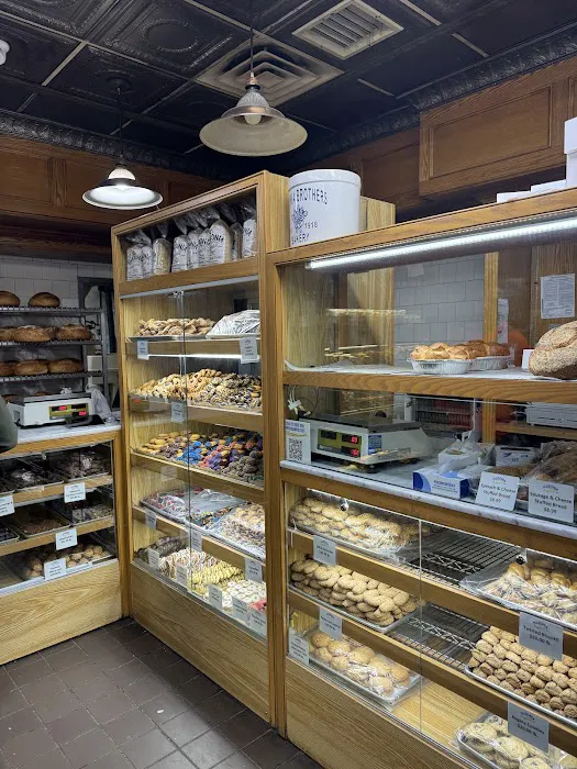 Madonia Bakery Picture 5