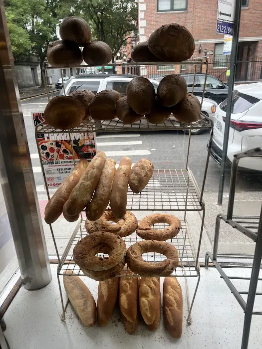 Addeo & Sons Bakery Picture 8