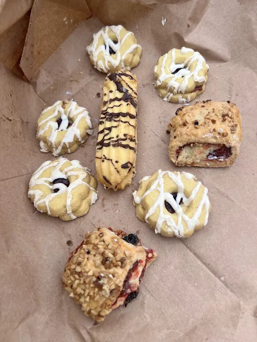 Addeo & Sons Bakery Picture 6