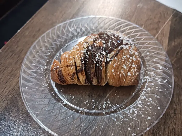 Gino's Pastry Shop & Cafe Picture 9