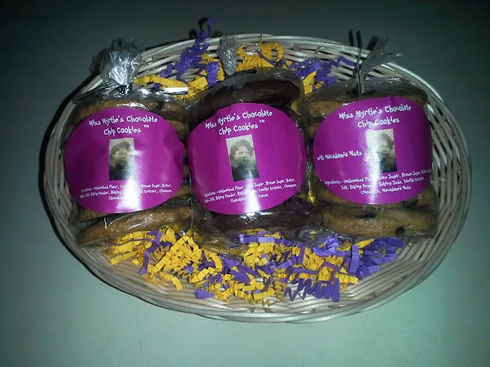 Miss Myrtle's Chocolate Chip Cookies Picture 4