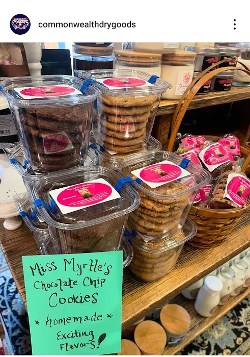 Miss Myrtle's Chocolate Chip Cookies Picture 6