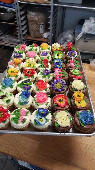 Fantasia Cakes Picture 9