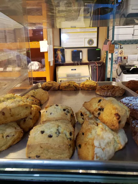 Scaglione Brothers Bakery & Deli Picture 7