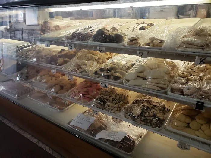 Scaglione Brothers Bakery & Deli Picture 9