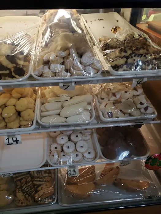 Scaglione Brothers Bakery & Deli Picture 5