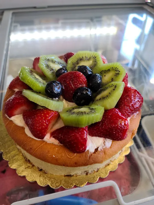 LaSalle Bakery Picture 6