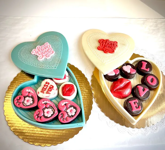 Sugar dreams cake shop, Specially on cakes cupcakes and more ! Cake Cupcakes + Decoration Clases Available Picture 8