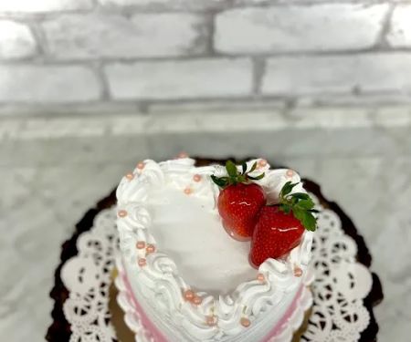 Sugar dreams cake shop, Specially on cakes cupcakes and more ! Cake Cupcakes + Decoration Clases Available