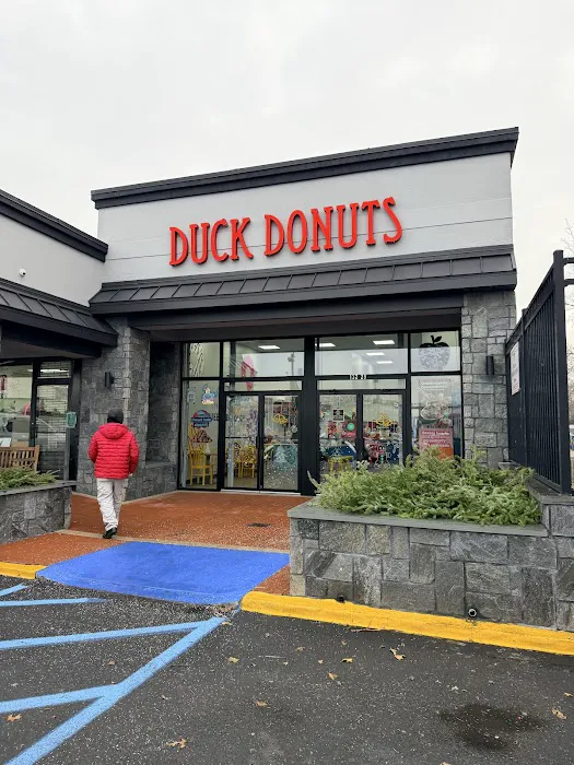 Duck Donuts Picture 7