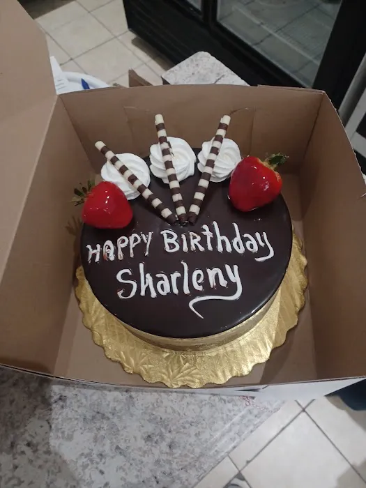 The Little Cupcake Pastry Shop Picture 5