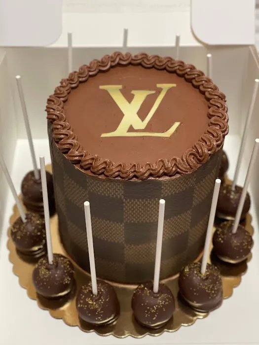 Ems Cakes N Treats L.L.C. Picture 8