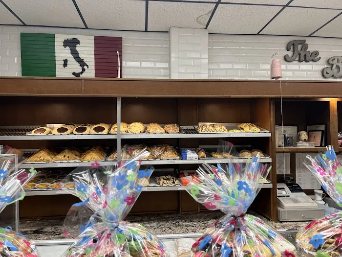 Zeppieri & Sons Italian Bakery Picture 10