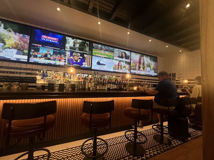 Poppy's Bagels Picture 3