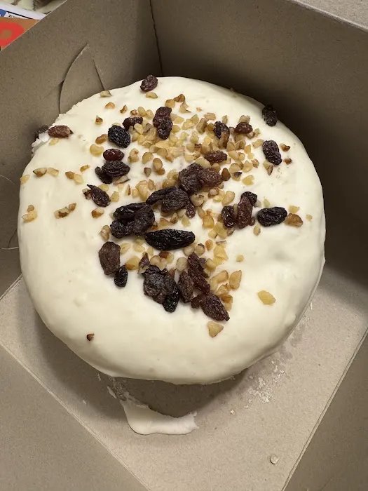 Lloyd's Carrot Cake Picture 2