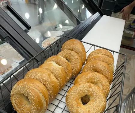 Moses Bagels & More